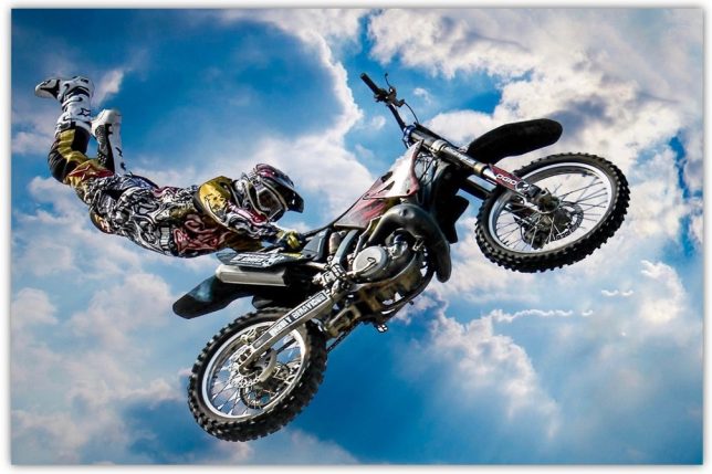 Super motorcycle